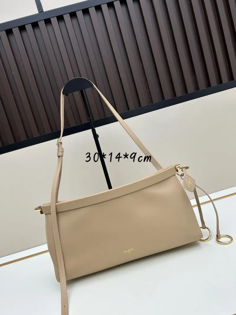 Alaia Top Handle Bags-27 - Image 6