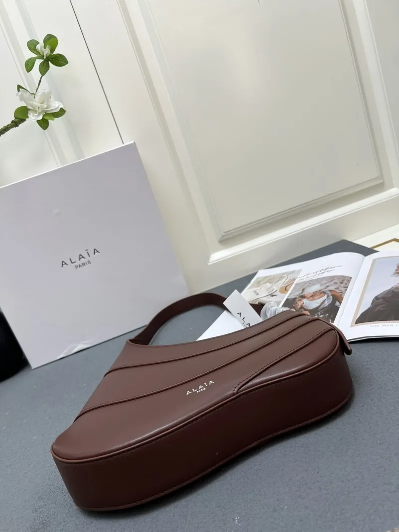 ALAIA Brown Leather Hobo Shoulder Bag H08867 - Image 5