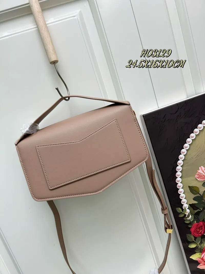 Alternative view of Alaia Top Handle Bags-39