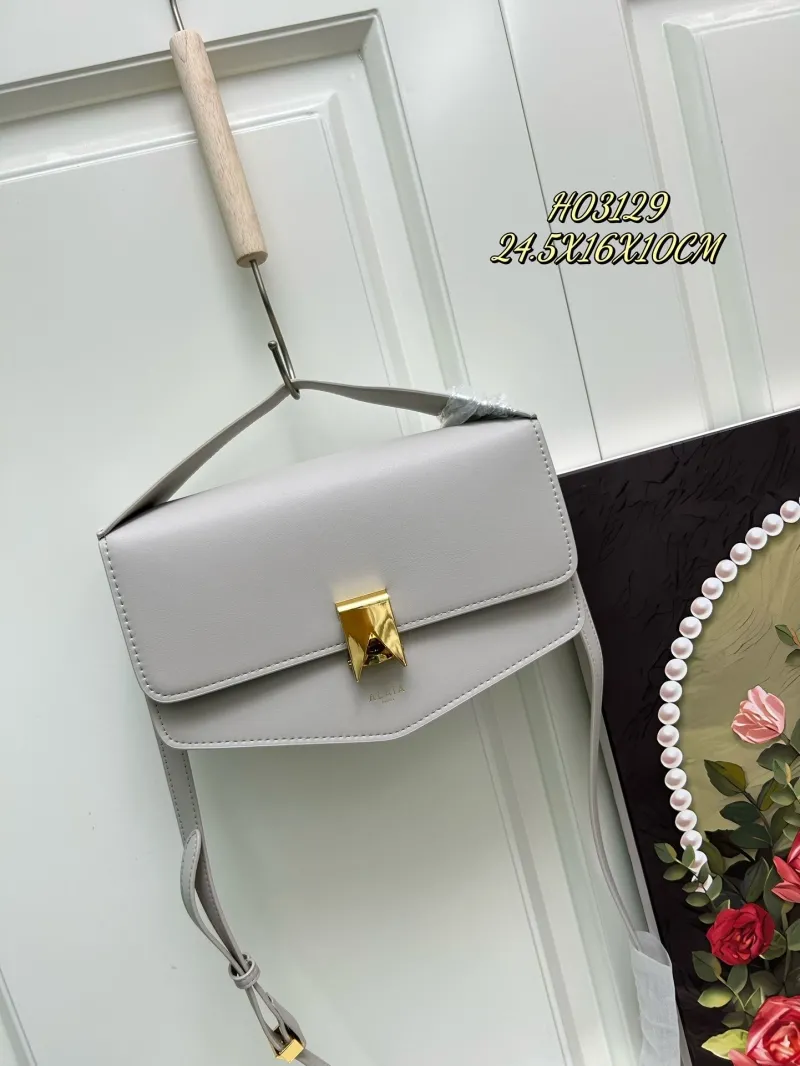 Alaia Top Handle Bags-41