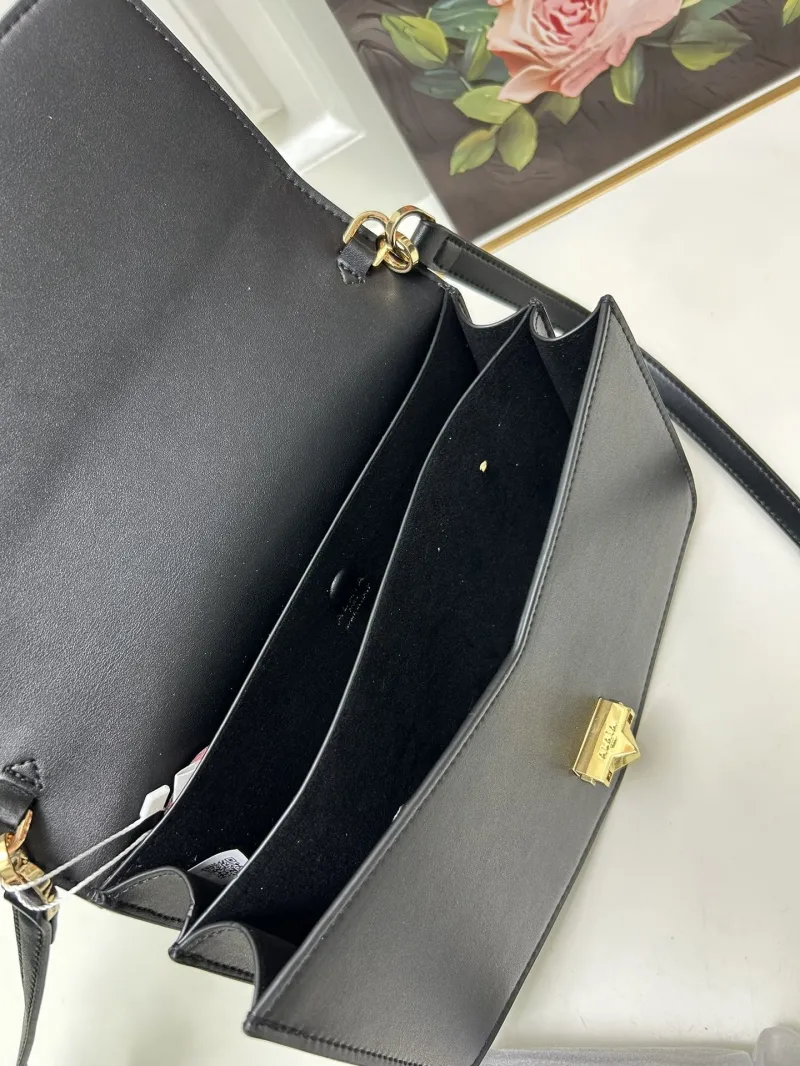 Alaia Top Handle Bags-42 - Image 8