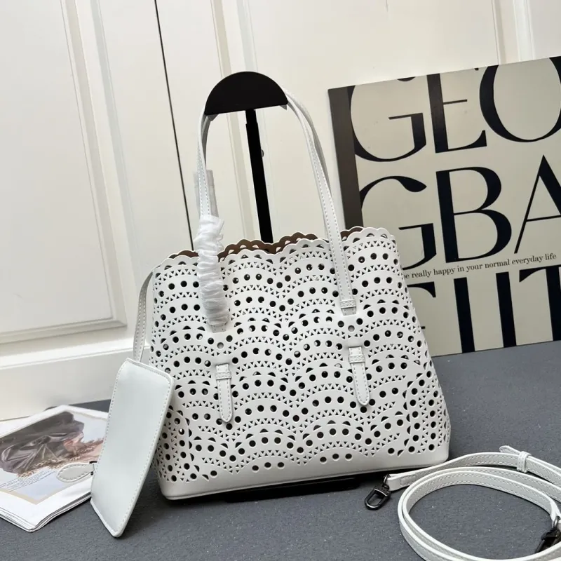 Alternative view of Alaia Shopping Bags-3