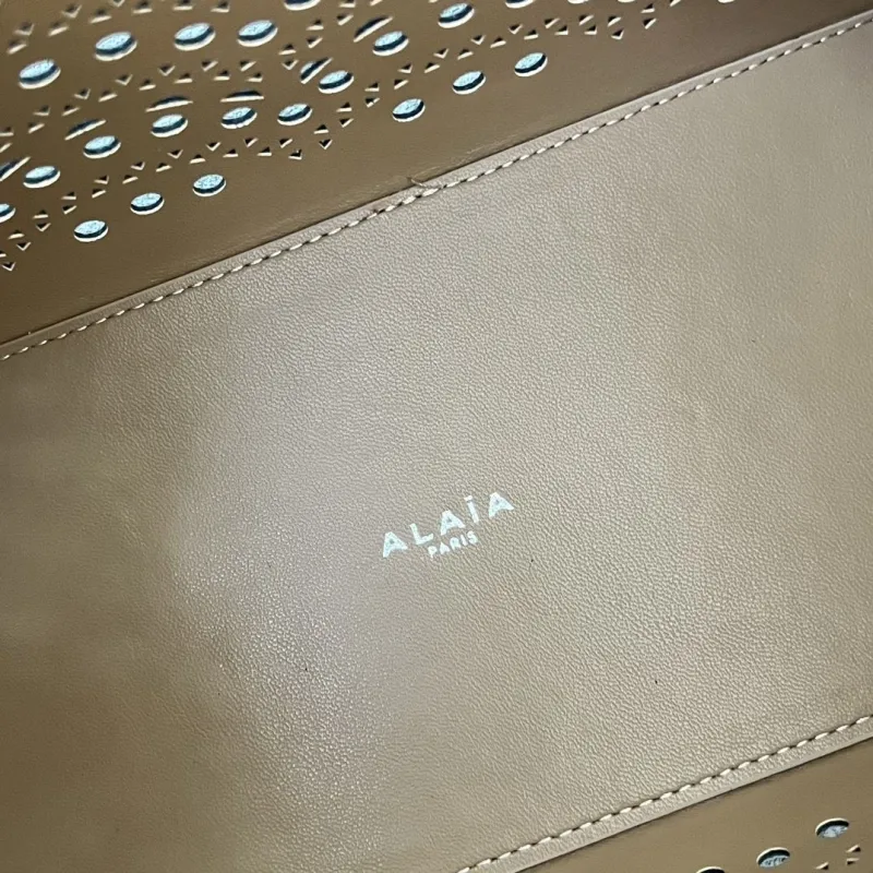 Alaia Shopping Bags-4 - Image 9