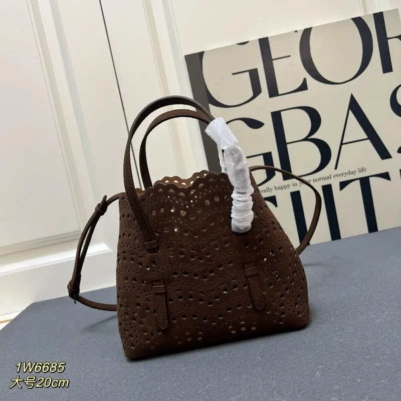 Alaia Shopping Bags-7