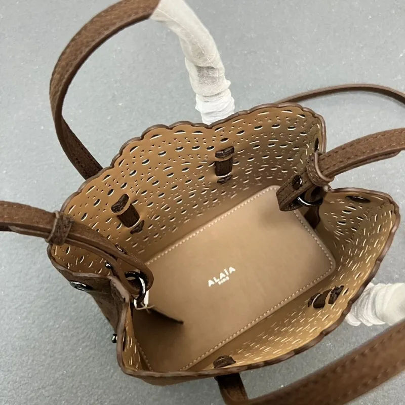 Alaia Shopping Bags-8 - Image 9