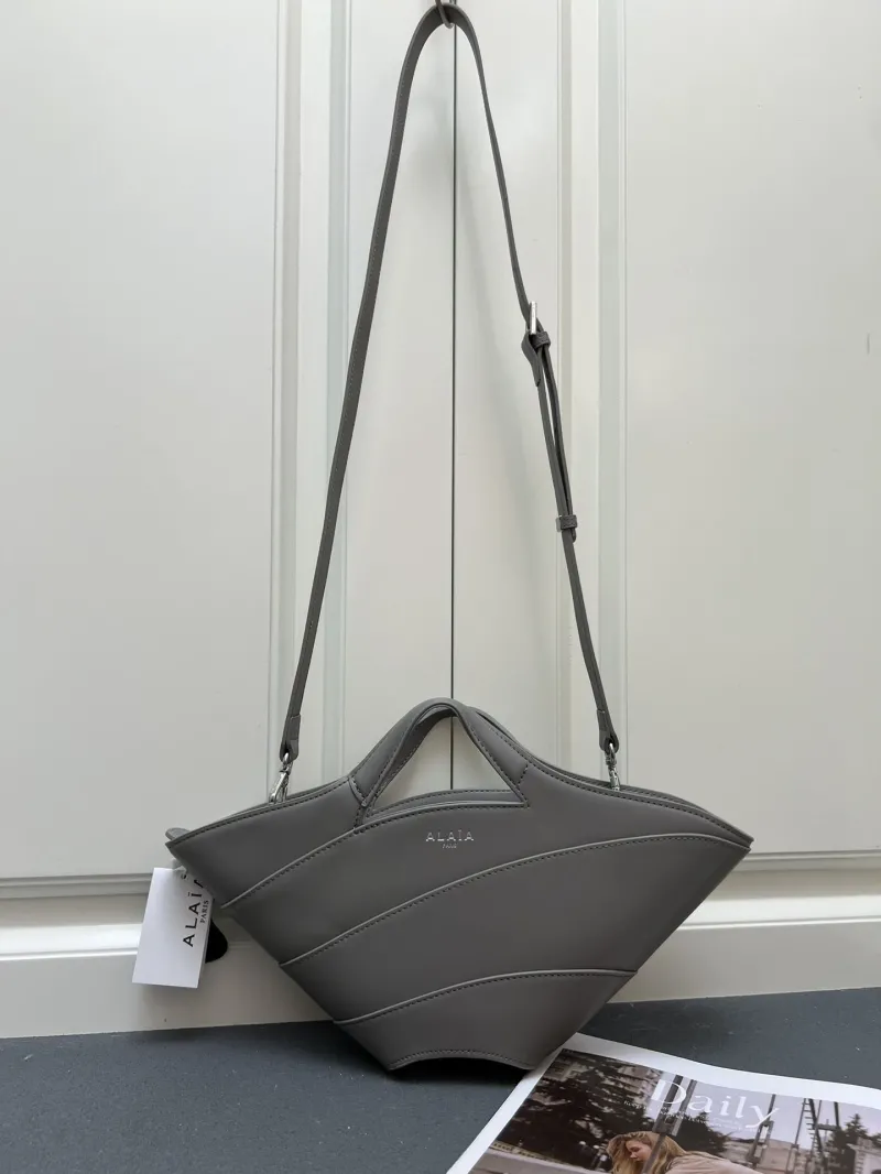 Alaia Shopping Bags-11 - Image 3
