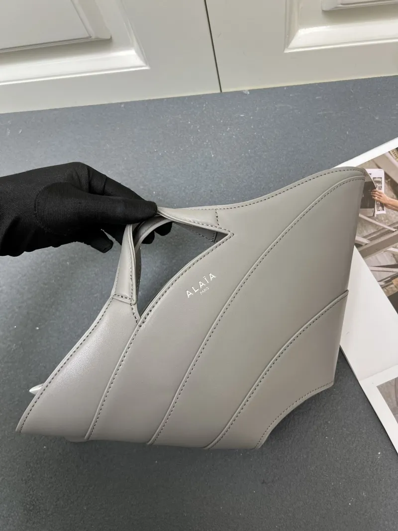 Alaia Shopping Bags-11 - Image 5