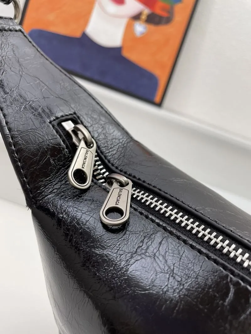 Balenciaga Black Shoulder Bag 9005 29cm - Image 5