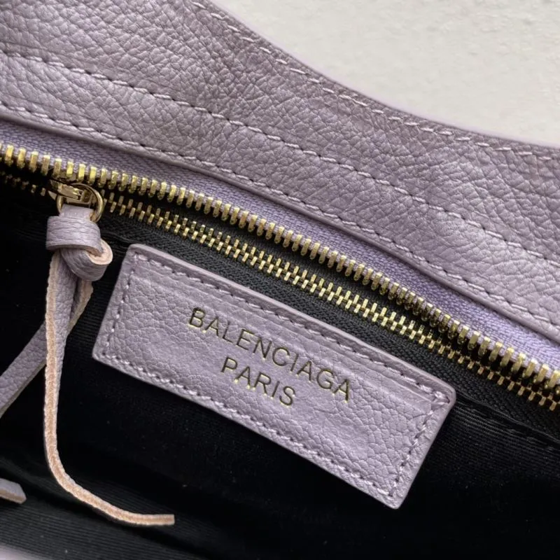 Balenciaga Medium Lavender Classic City Handbag - Image 9