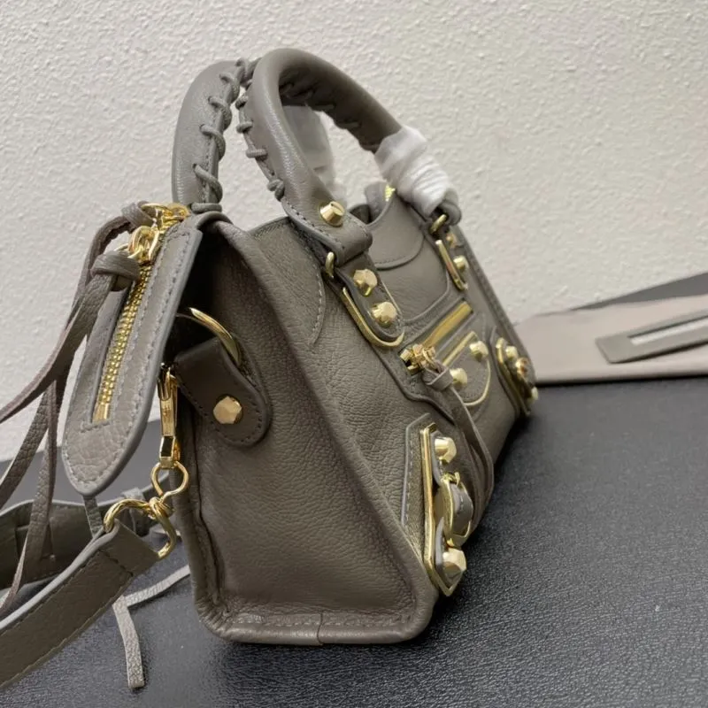 Balenciaga Classic City Medium Gray Leather Handbag Medium Size - Image 4