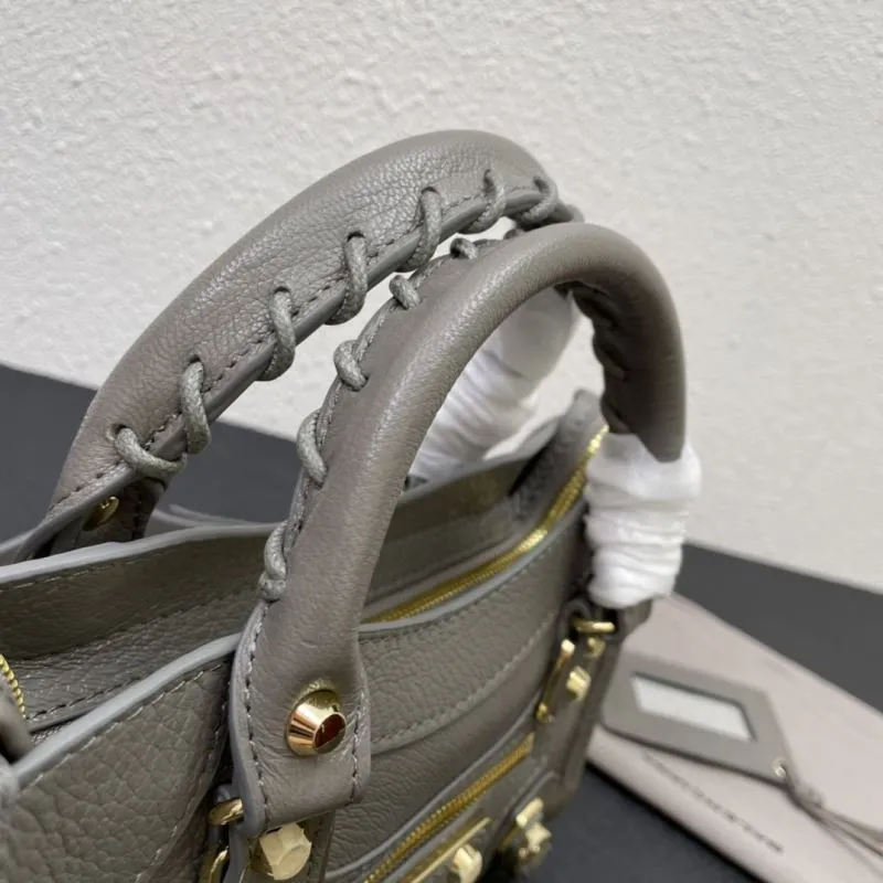Balenciaga Classic City Medium Gray Leather Handbag Medium Size - Image 5