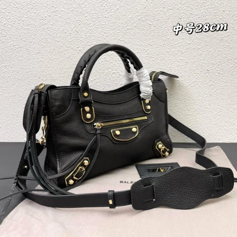 Balenciaga Medium Black Classic City Shoulder Bag - Image 3
