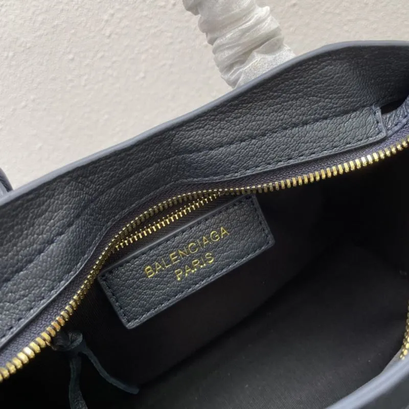 Balenciaga Small 24cm Navy Classic City Shoulder Bag - Image 9