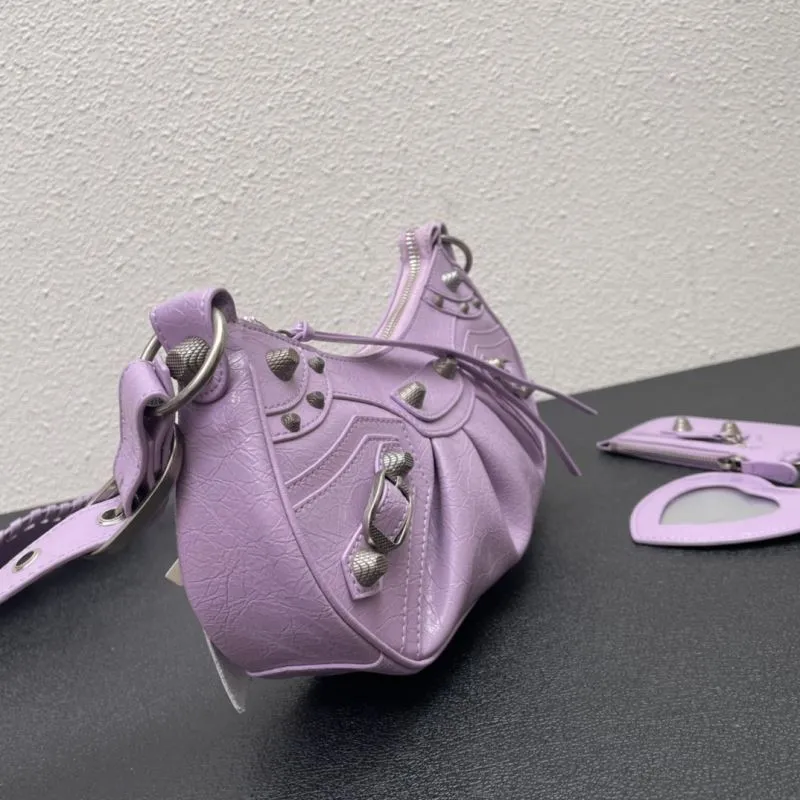 Balenciaga Lavender Classic City Shoulder Bag - Image 6