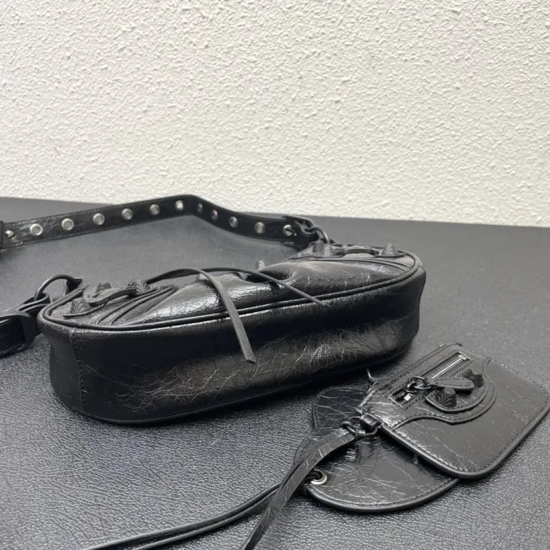 Balenciaga Classic City Black Crossbody Bag - Image 7