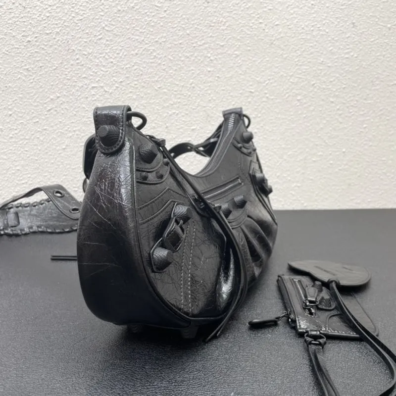 Balenciaga Black Classic City Shoulder Bag - Image 5