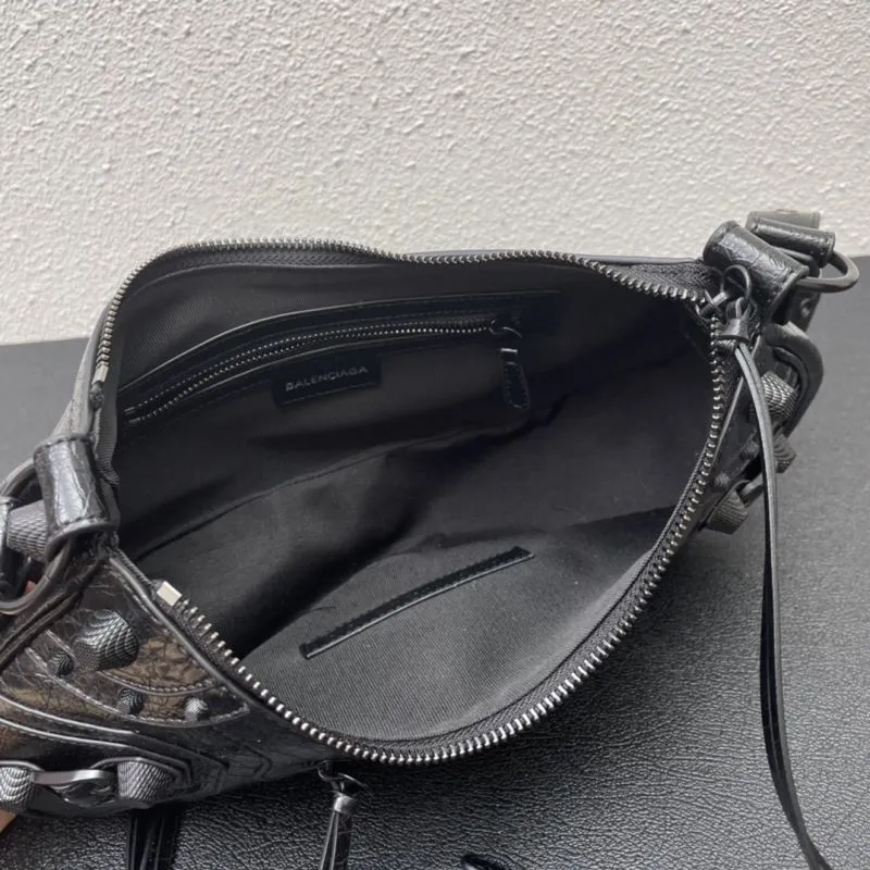 Balenciaga Black Classic City Shoulder Bag - Image 8