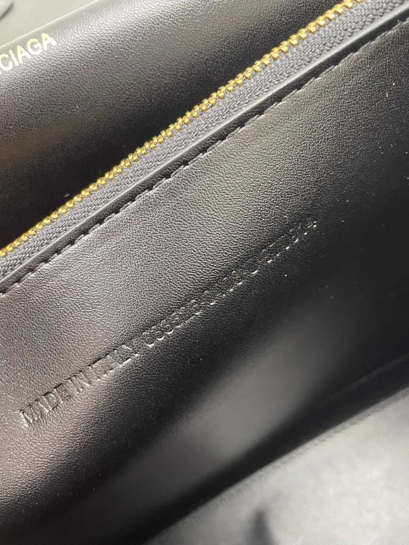 Balenciaga Black Chain Shoulder Bag 8911 - Image 9
