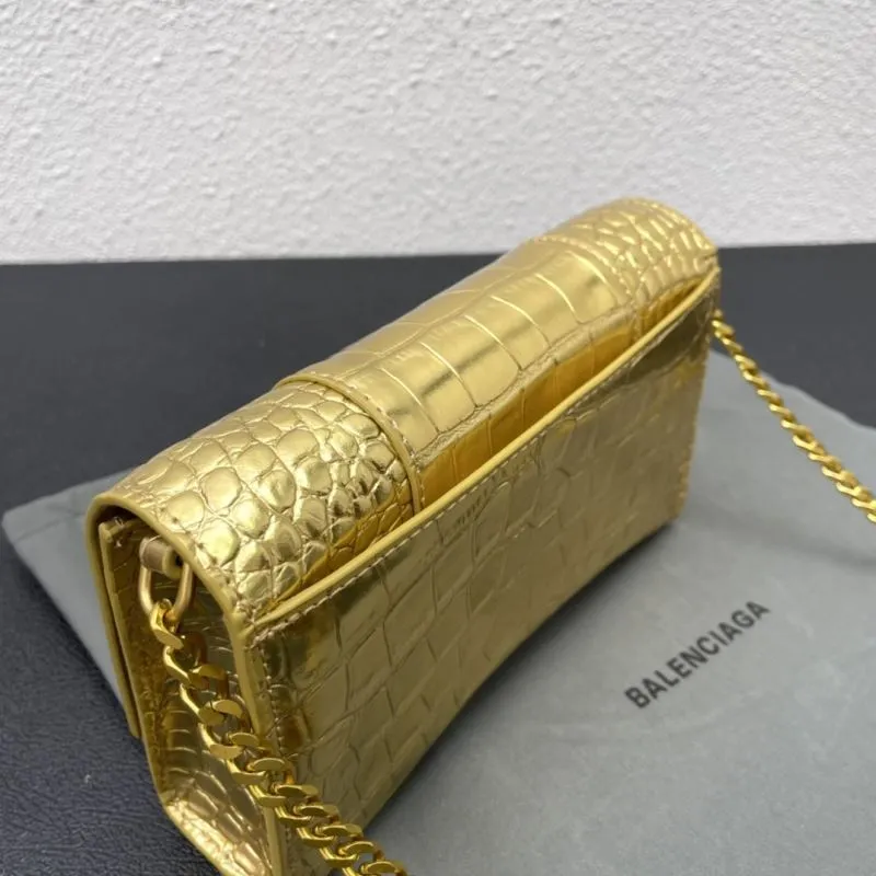Balenciaga Gold Hourglass Chain Bag Size 19 - Image 7