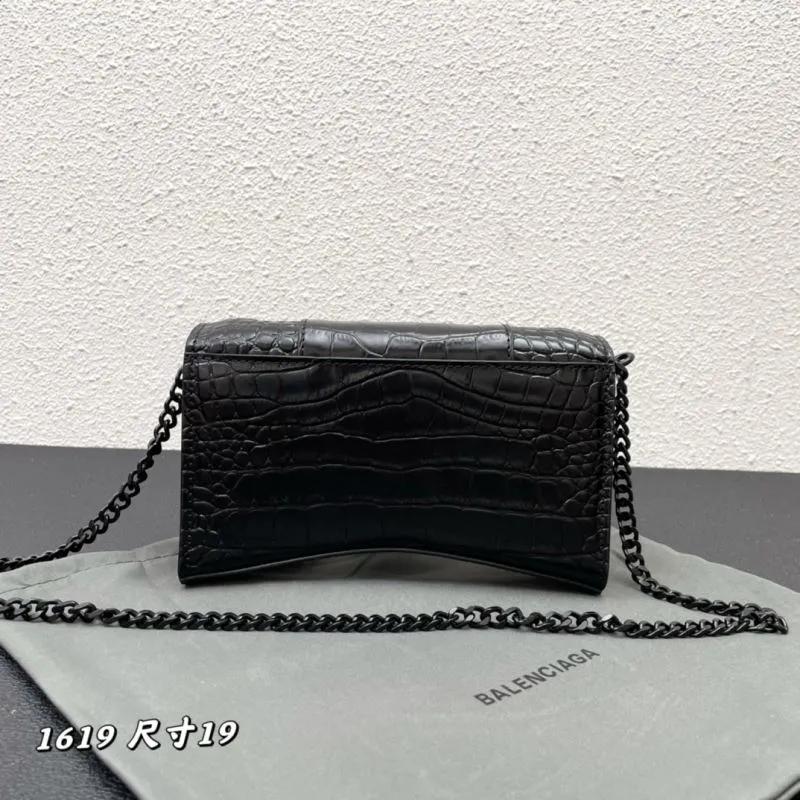 Alternative view of Balenciaga Hourglass Bags-25