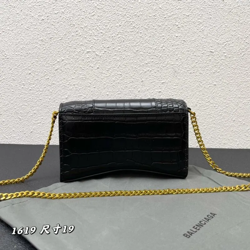 Alternative view of Balenciaga Hourglass Bags-26
