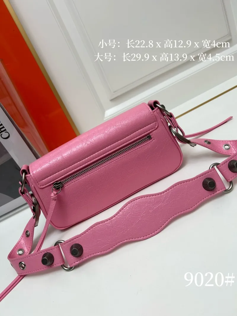 Alternative view of Balenciaga Satchel Bags-12