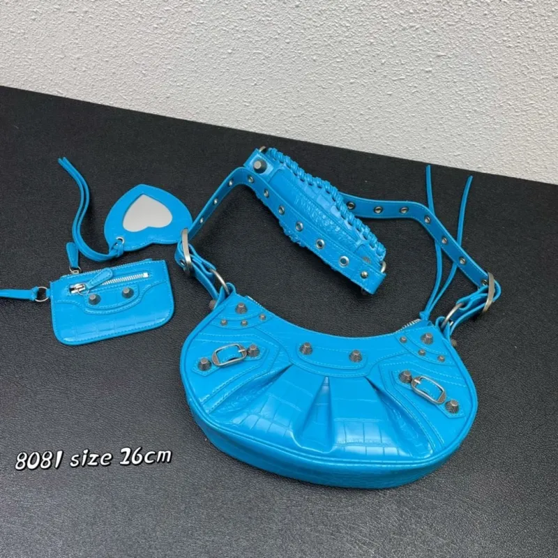 Balenciaga Blue Shoulder Bag 8081 Size 26cm - Image 4