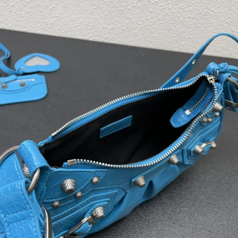 Balenciaga Blue Shoulder Bag 8081 Size 26cm - Image 8