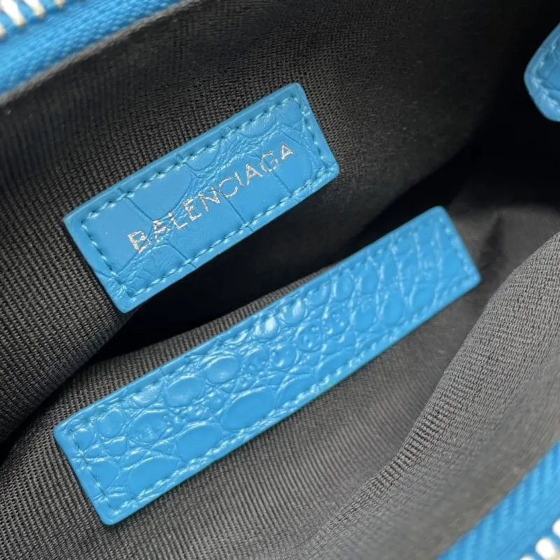 Balenciaga Blue Shoulder Bag 8081 Size 26cm - Image 9