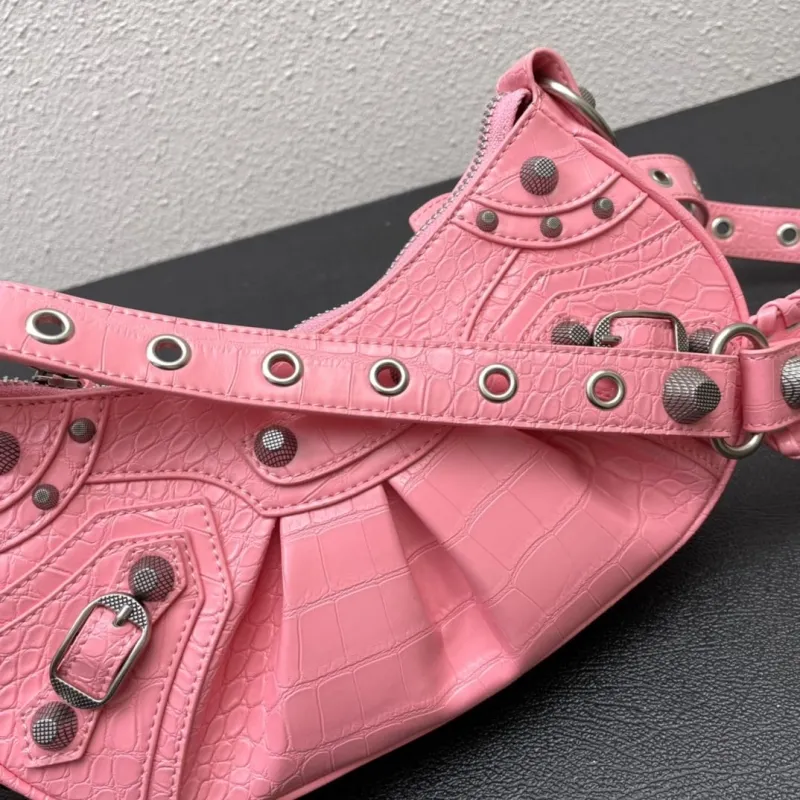 Balenciaga Pink Croc Shoulder Bag Size 26cm 8081 - Image 5
