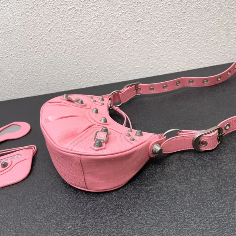 Balenciaga Pink Croc Shoulder Bag Size 26cm 8081 - Image 6