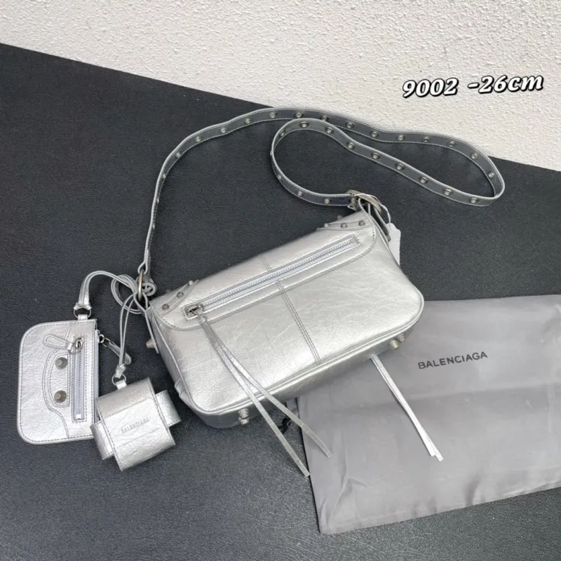 Balenciaga Silver Crossbody Satchel Bag 9002 26cm - Image 3