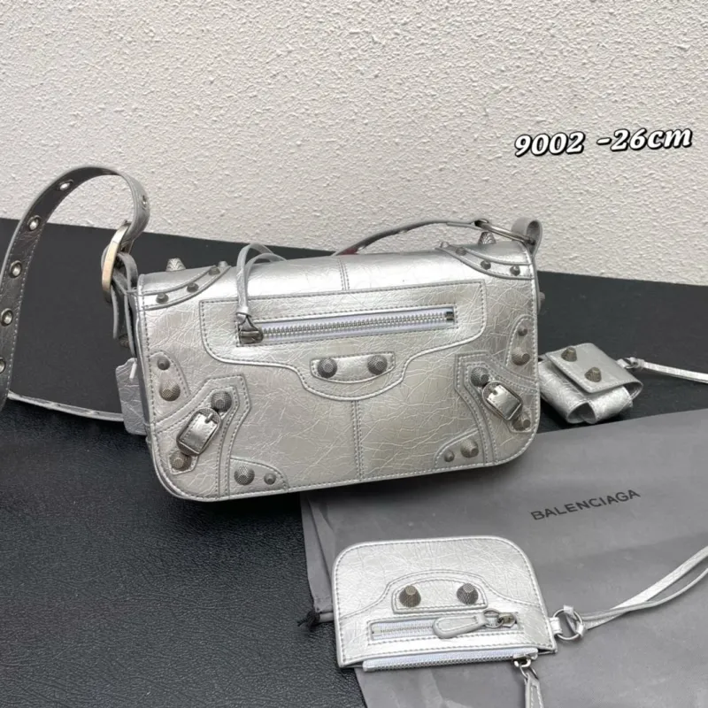Balenciaga Silver Crossbody Satchel Bag 9002 26cm - Image 4