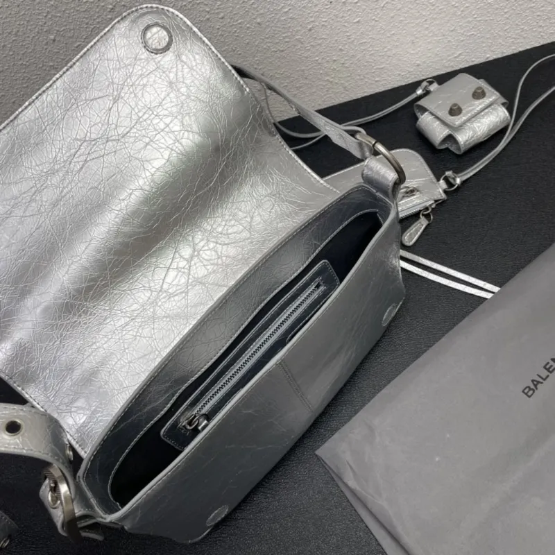Balenciaga Silver Crossbody Satchel Bag 9002 26cm - Image 8