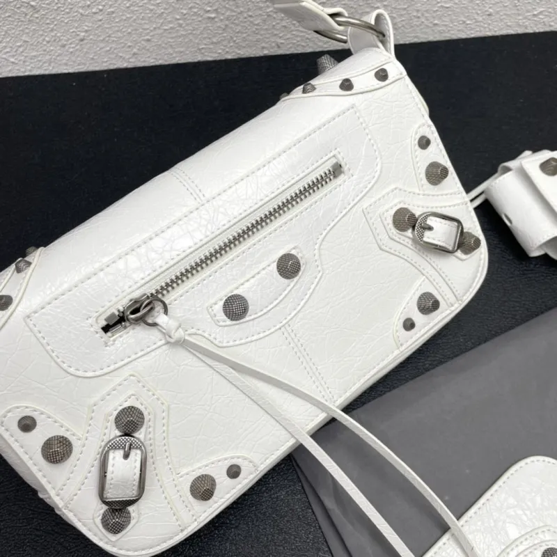 Balenciaga White Crossbody Bag 9002 26cm - Image 5