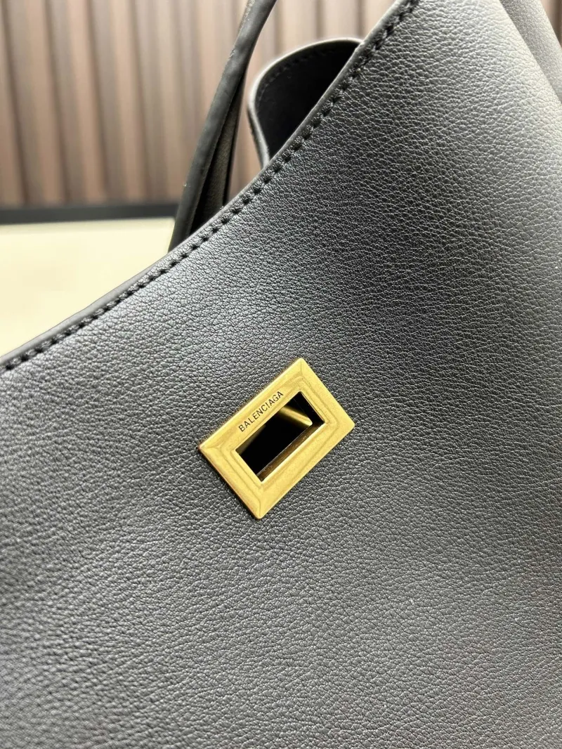 Balenciaga Black Leather Shoulder Bag 6074 - Image 4