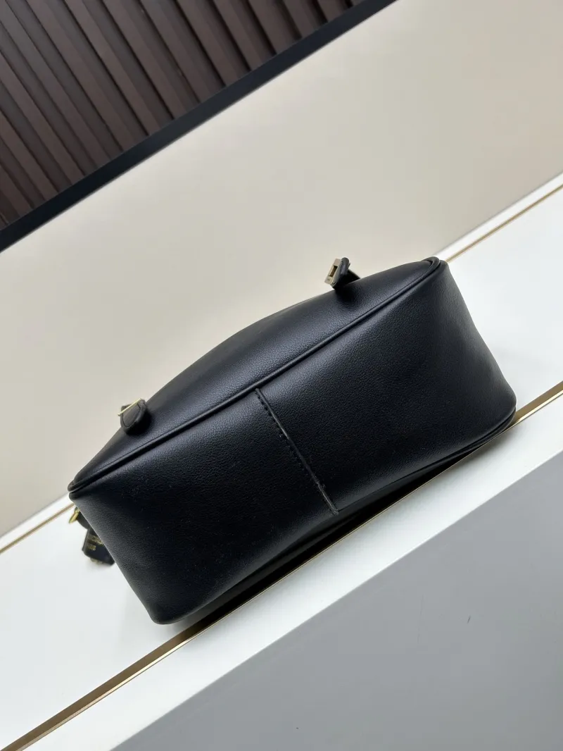 Balenciaga Black Leather Shoulder Bag 6074 - Image 5