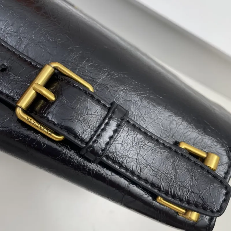 Balenciaga 8915 Large Black Leather Shoulder Bag - Image 5
