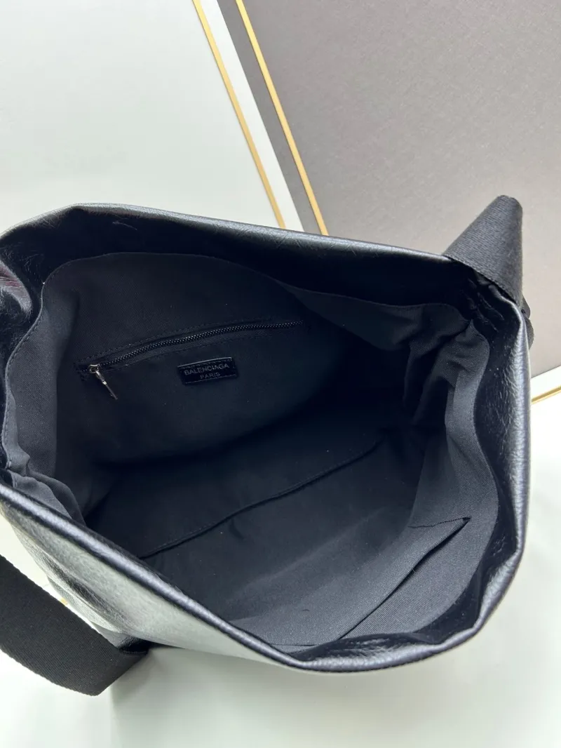 Balenciaga Black Crossbody Messenger Bag 6896 - Image 7
