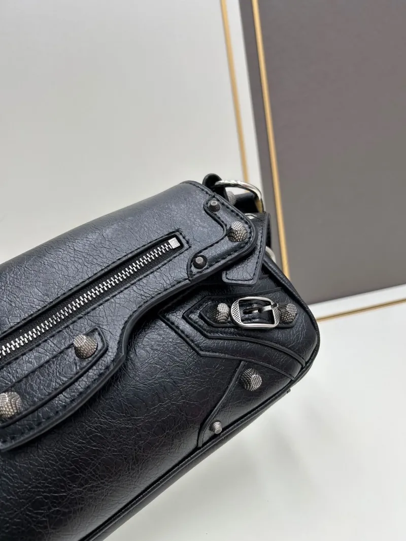 Balenciaga Black Leather Crossbody Bag 6845 - Image 6