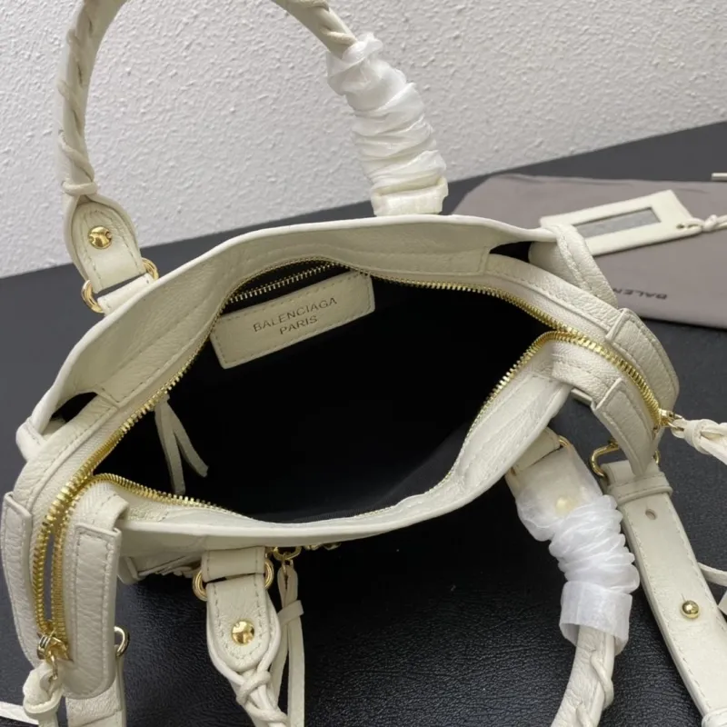 Balenciaga Small White Top Handle Bag - Image 8