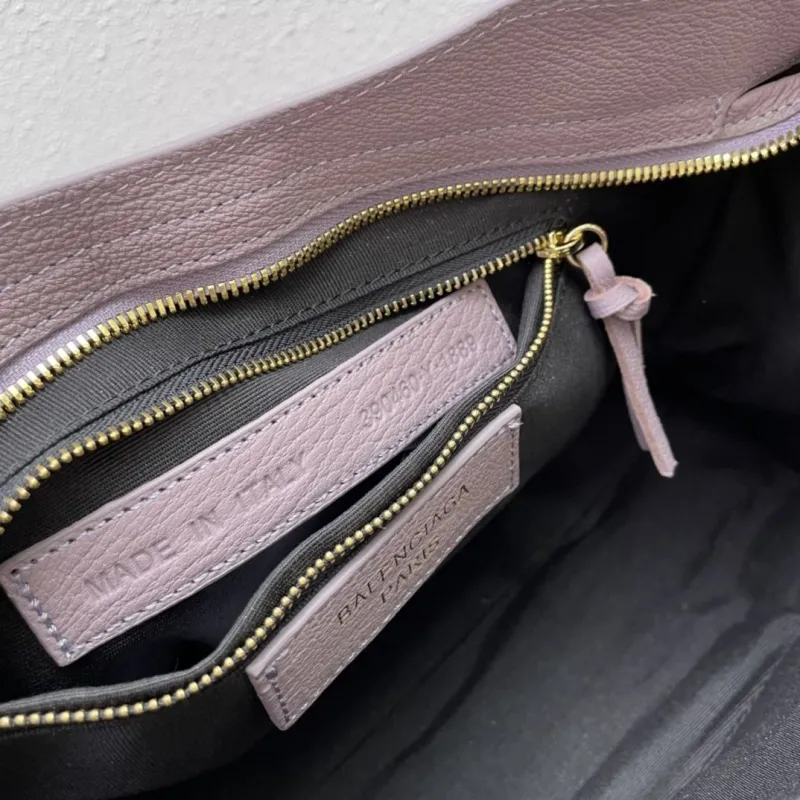 Balenciaga Large Mauve Top Handle Bag 38cm - Image 9