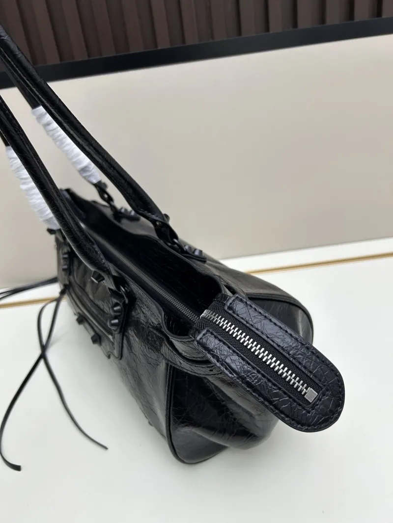 Balenciaga Black Top Handle Bag 31 - Image 3