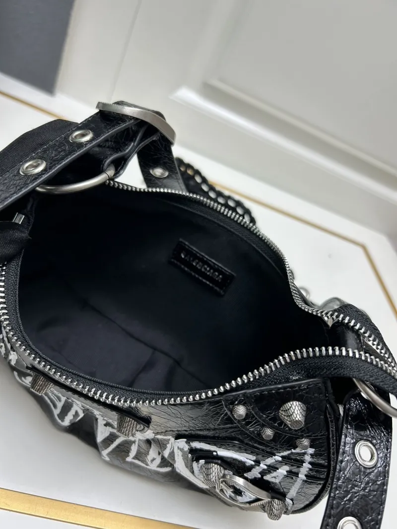 Balenciaga Black Top Handle Bag 8081 - Image 8