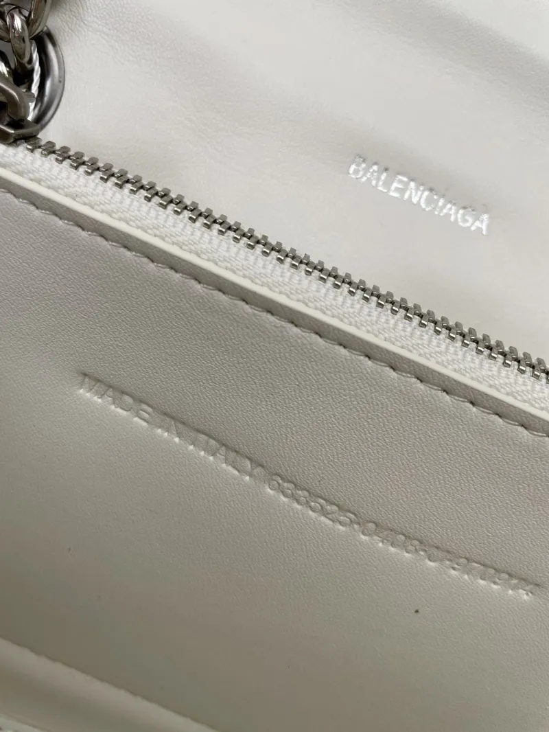 Balenciaga White Quilted Chain Shoulder Bag 8911 - Image 9