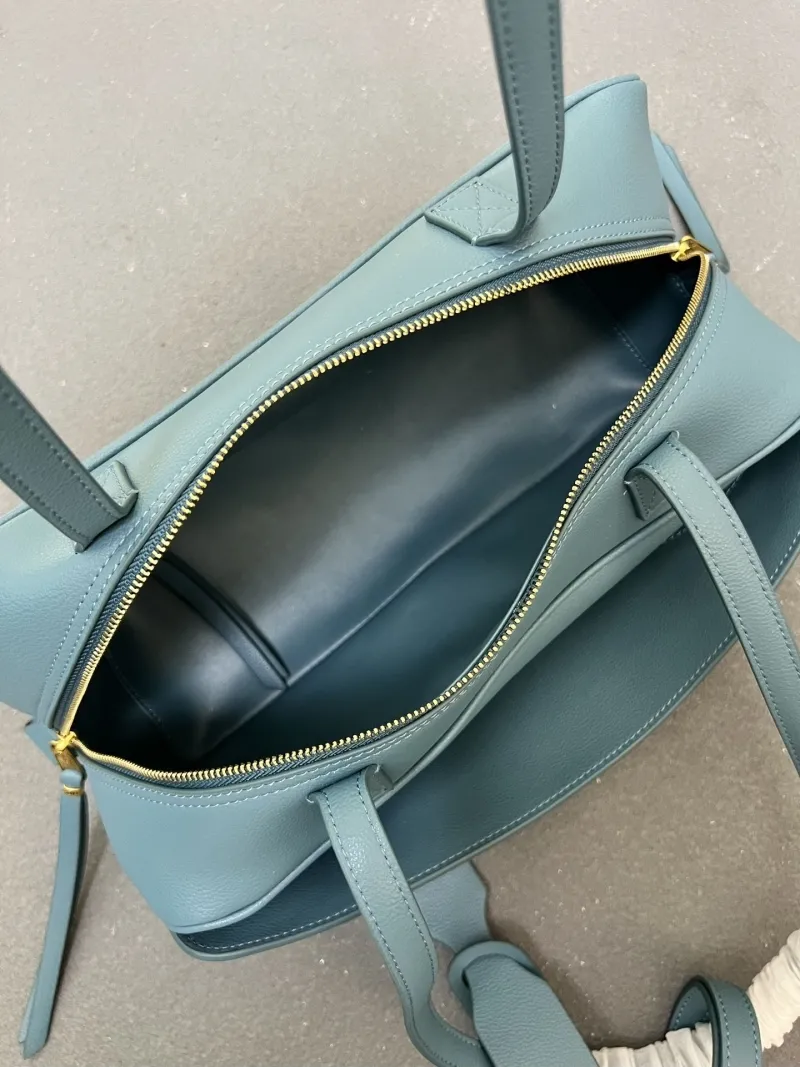 Balenciaga H06188 Blue Top Handle Bag - Image 8