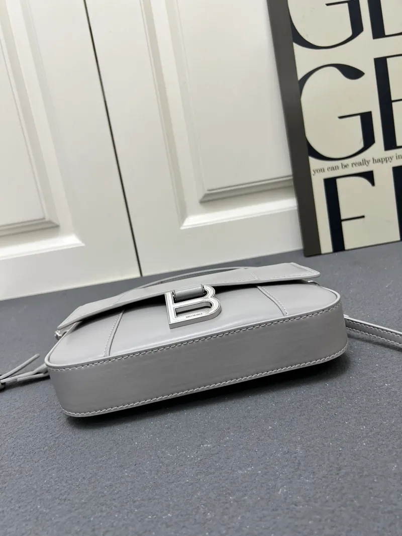 Balenciaga Gray Top Handle Bag H02606 - Image 7