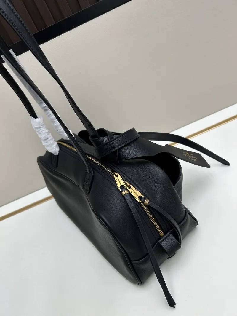 Balenciaga Black Leather Top Handle Shoulder Bag - Image 3