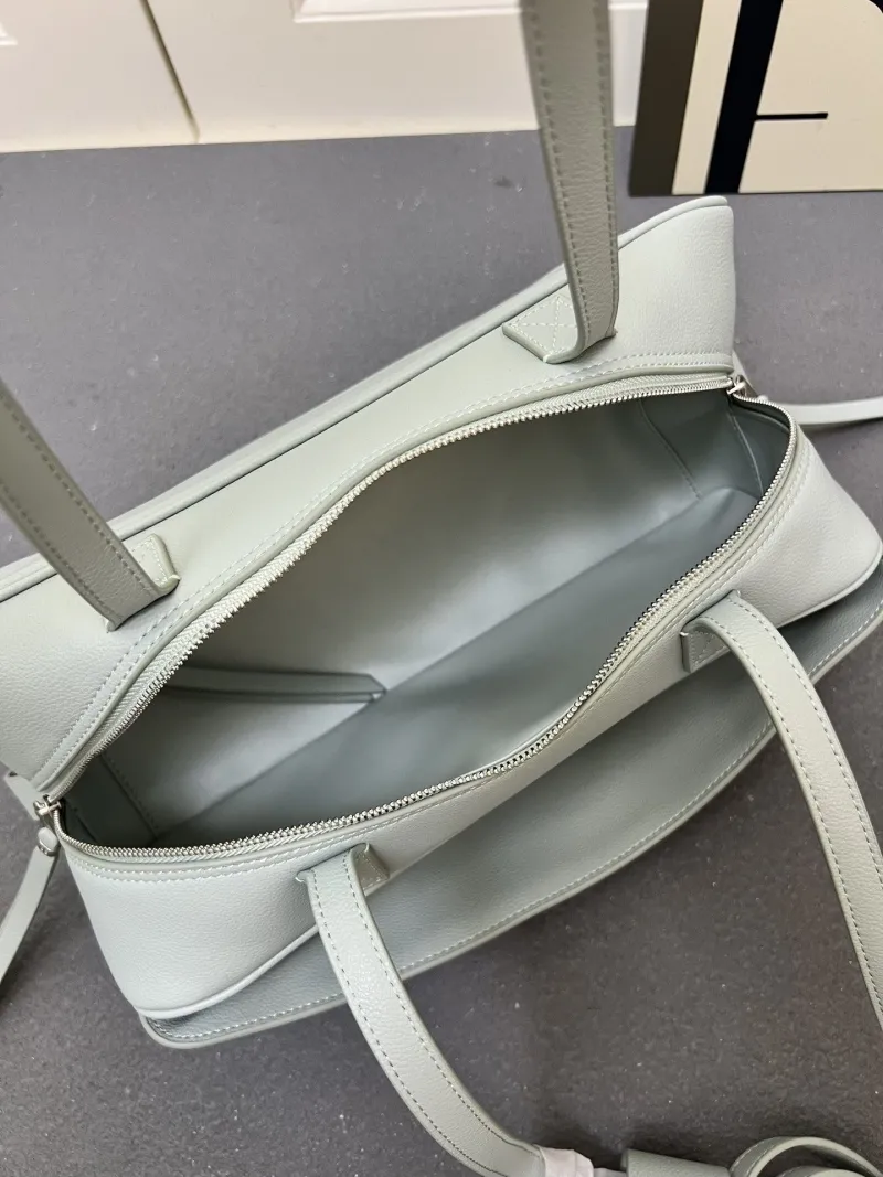 Balenciaga H06188 Light Blue Top Handle Bag - Image 8