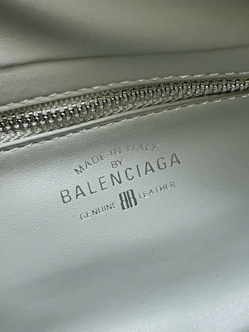 Balenciaga H06188 Light Blue Top Handle Bag - Image 9